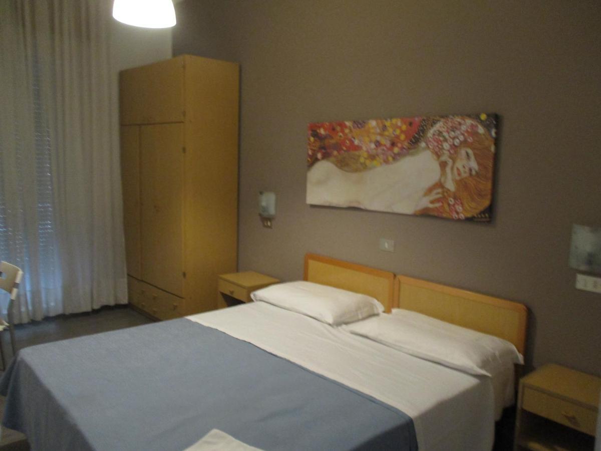 Hotel Abamar Rimini Exteriör bild