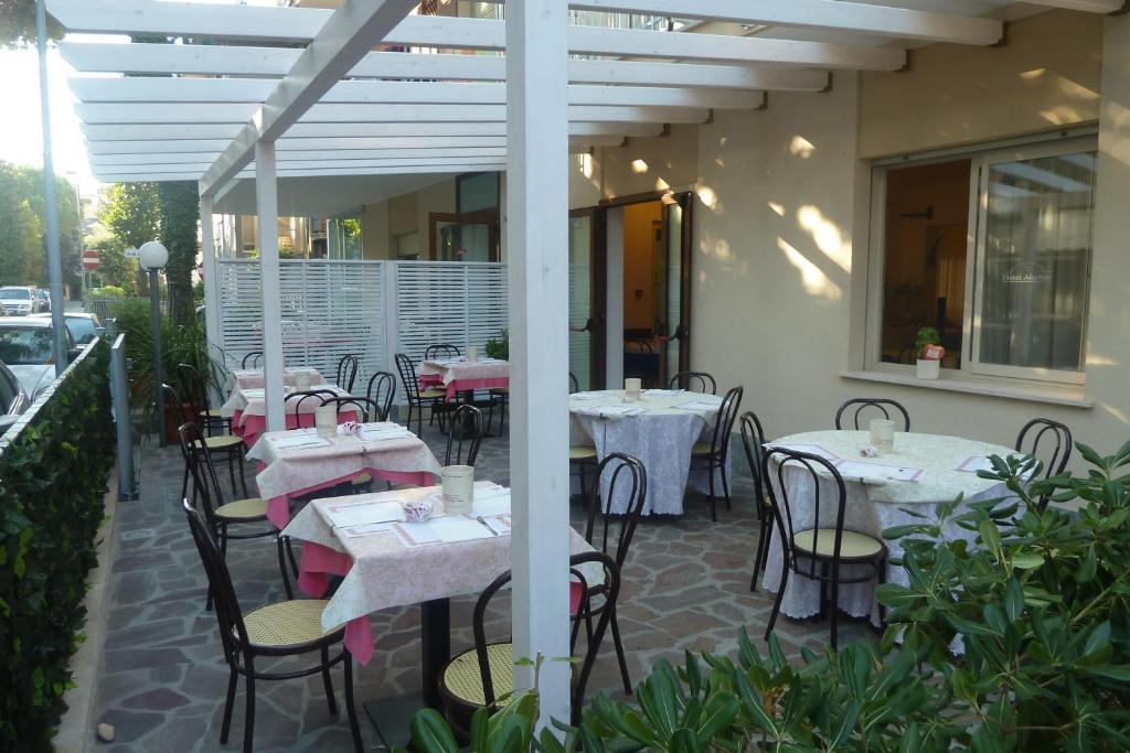 Hotel Abamar Rimini Exteriör bild