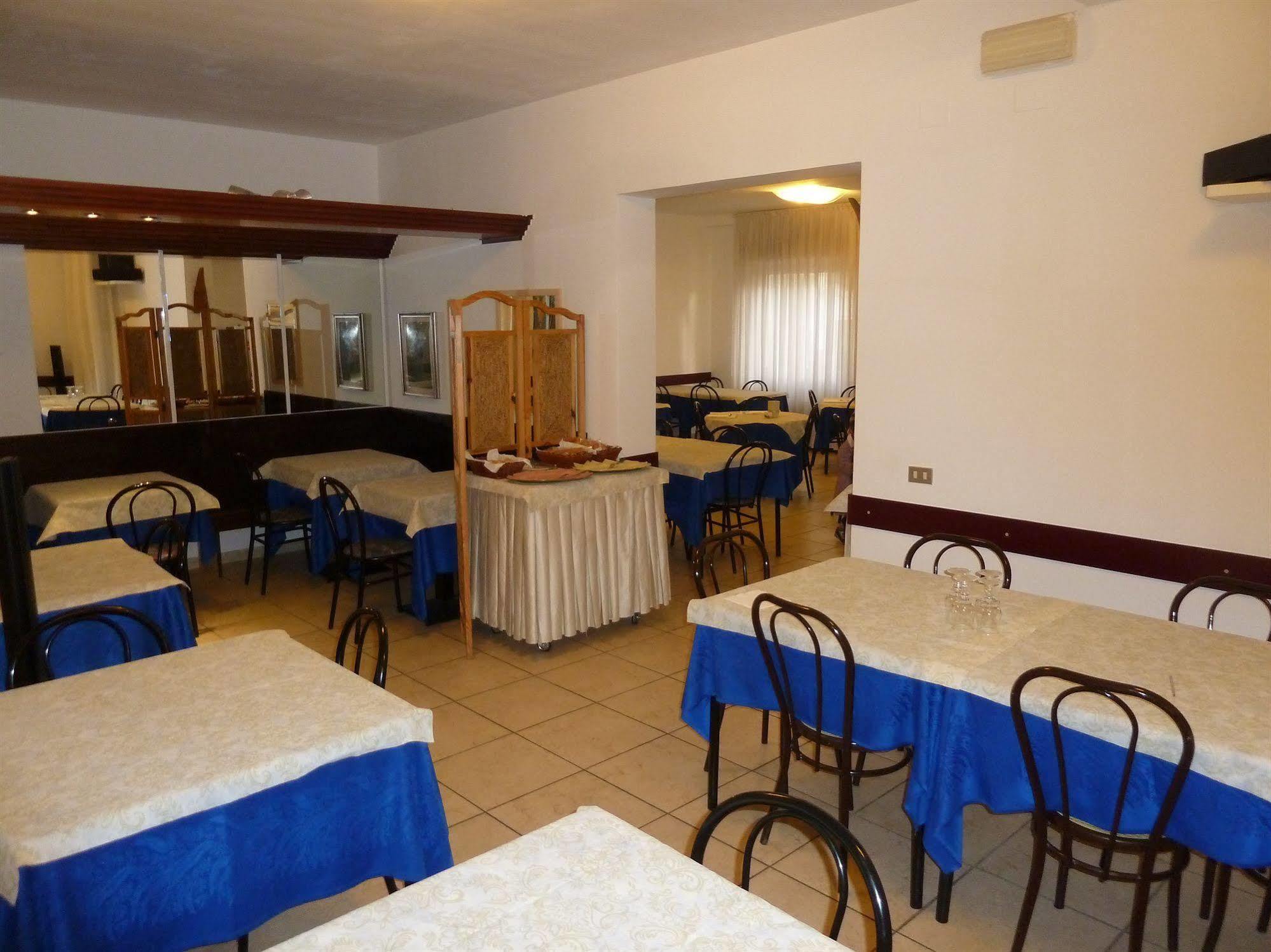 Hotel Abamar Rimini Exteriör bild